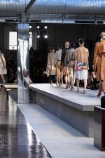Αυτή είναι η πρώτη συλλογή του Riccardo Tisci για τον Burberry