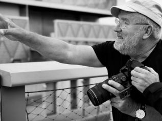 Ποιος ήταν ο Peter Lindbergh, ο άνθρωπος που έκανε το παγκόσμιο να μιλά για το έργο του;