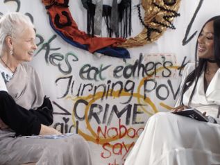 Naomi Campbell - Vivienne Westwood: Η διάσημη τούμπα και...  η κλιματική αλλαγή