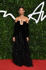H Adesuwa Aighewi με Dior Couture