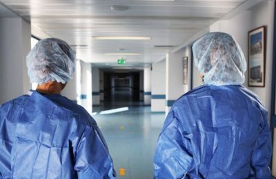 Εύκολη και γρήγορη συνταγή για τα πιο τέλεια χριστουγεννιάτικα μπισκότα 