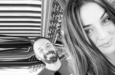 Υιοθετήστε το «no pants look» όπως την Victoria Beckham