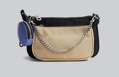 Λιλά τσάντα €17.99 από Stradivarius