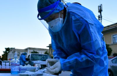 Εύκολη και γρήγορη συνταγή για τα πιο τέλεια χριστουγεννιάτικα μπισκότα 
