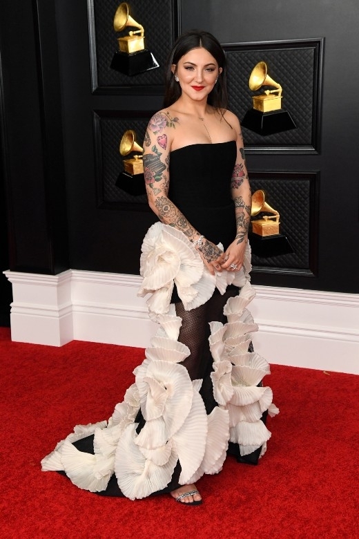 H Julia Michaels