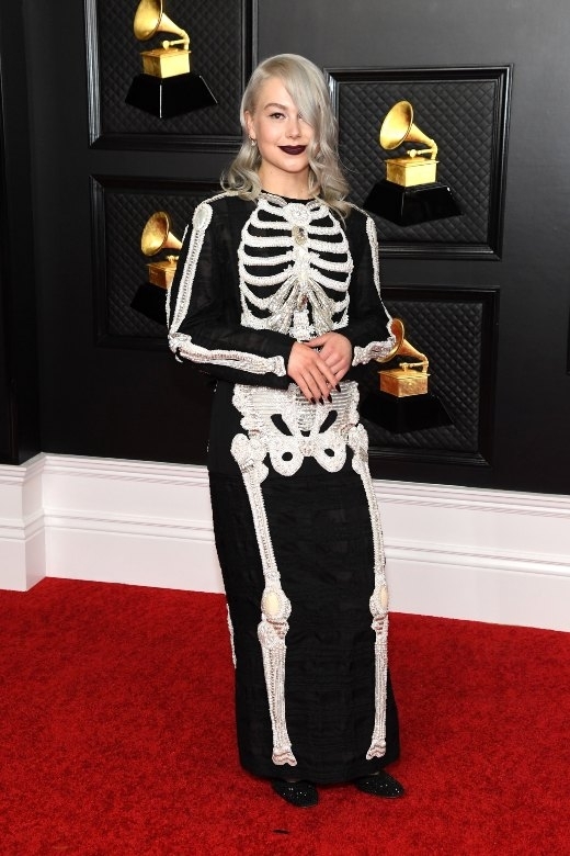 H Phoebe Bridgers