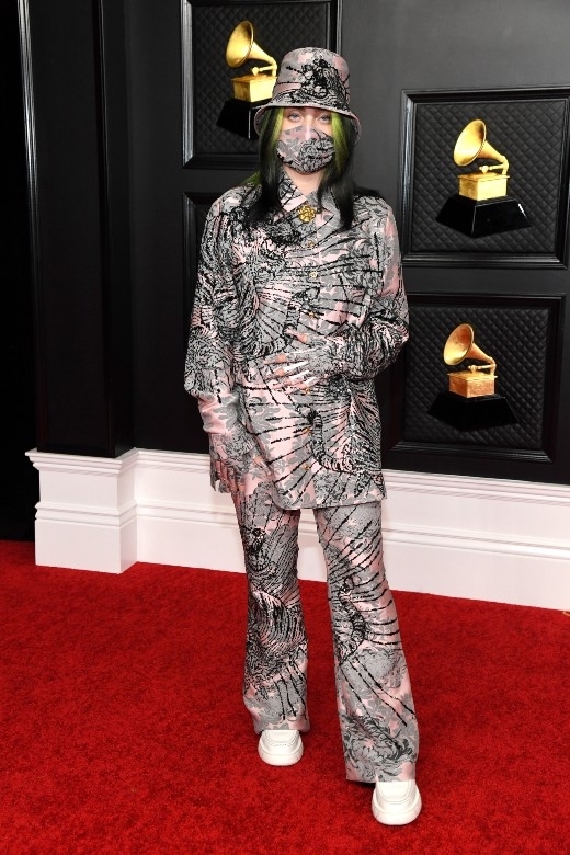 H Billie Eillish