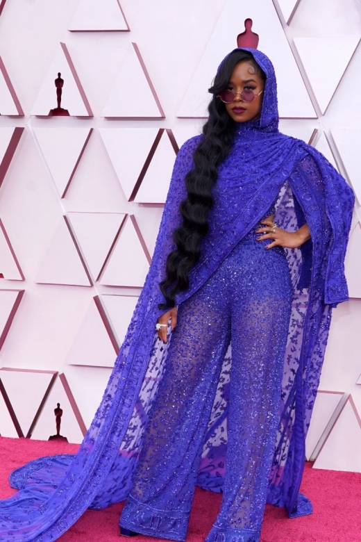 H H.E.R.