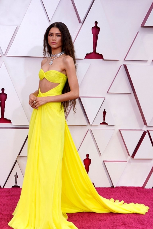 H Zendaya