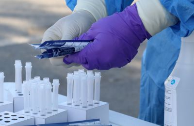 Εύκολη και γρήγορη συνταγή για τα πιο τέλεια χριστουγεννιάτικα μπισκότα 