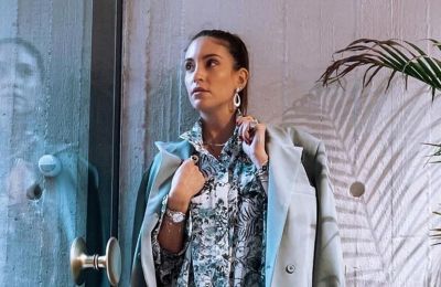 Θεατρικό έργο: «Το κόκκινο φόρεμα της Σαβέλ» δωρεάν στη Read Library
