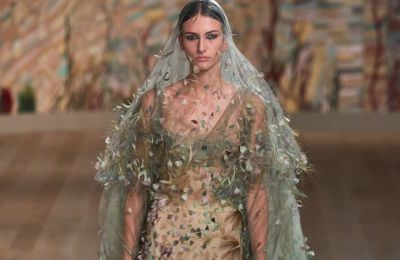 O Dior έκανε δυναμικό comeback στην υψηλή ραπτική