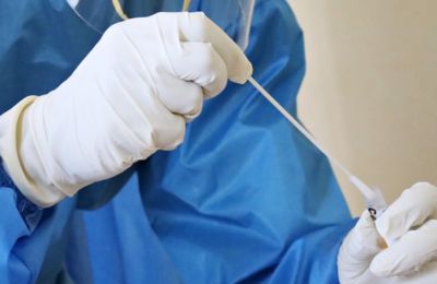 Εύκολη και γρήγορη συνταγή για τα πιο τέλεια χριστουγεννιάτικα μπισκότα 