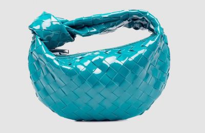 Γαλάζια λουστρίνι mini Jodie Bottega Veneta τσάντα €1,800 από Amicci   