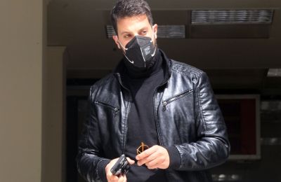Εύκολη και γρήγορη συνταγή για τα πιο τέλεια χριστουγεννιάτικα μπισκότα 