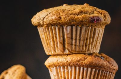 Σήμερα φτιάχνουμε Muffins με λεμόνι και μαρμελάδα Κράνμπερι & Μύρτιλο
