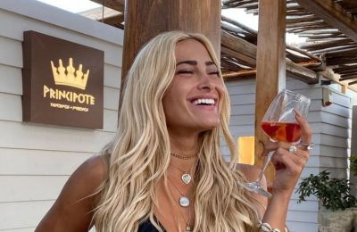 Στην Αθήνα αδερφές μου στην Αθήνα  