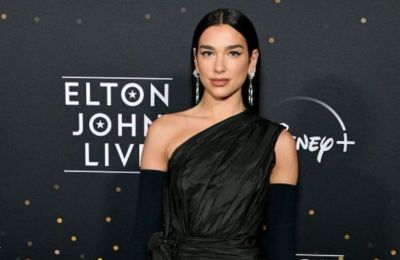 photo by @dualipa on Instagram 
