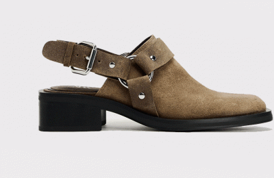 Δερμάτινα biker clogs από Zara