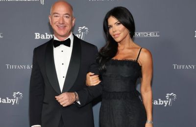 Jeff Bezos & Lauren Sánchez: Έφτασαν στη Βενετία για τον γάμο τους