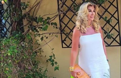 To minimal και summery φόρεμα της Τερέζας Ηλιάδη