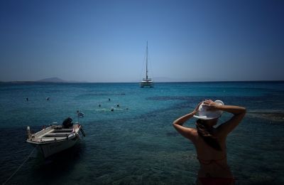 Εμμηνοπαύουμε σιωπηλά