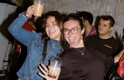 «Soft Clubbing»: Ο νέος τρόπος διασκέδασης της Gen Z