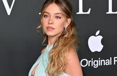 Χέρι-Χέρι με τον νέο της σύντροφο η Sydney Sweeney 