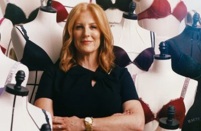  Η Hillary Super οδηγεί την Victoria’s Secret σε νέα εποχή
