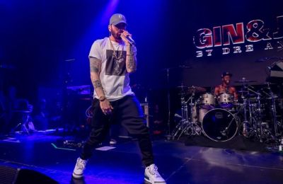 Σε σχέση με την στυλίστρια του ο Eminem 