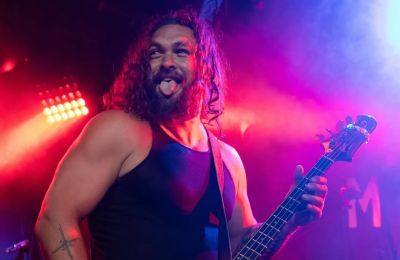 Η Κύπρια που τραγούδησε on stage με τον Jason Momoa