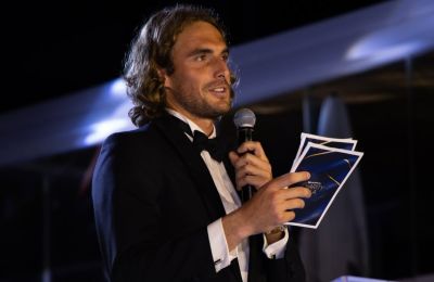 Στέφανος Τσιτσιπάς: Του αφαίρεσαν το δίπλωμα οδήγησης