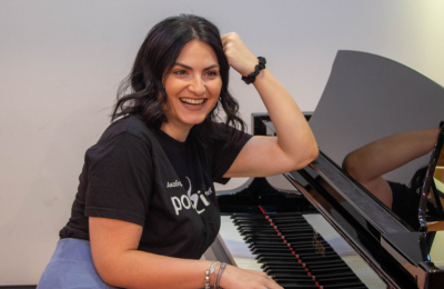 Πέρασε στην επόμενη φάση του Voice η υποψήφια βουλευτής του ΑΚΕΛ