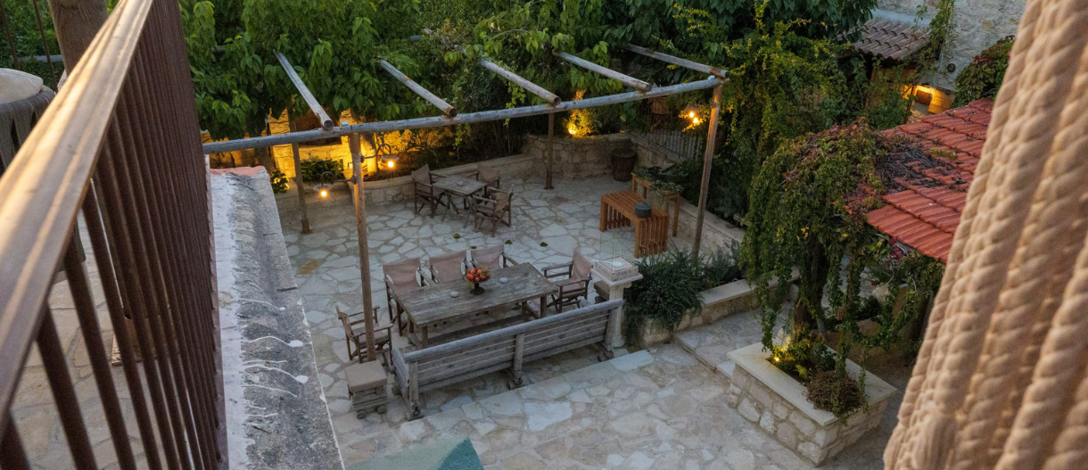 Ένα νέο εστιατόριο στον Κάθηκα, μέσα σε ένα όμορφο μπουτίκ κατάλυμα