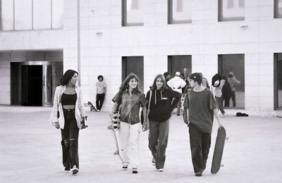 Ένας οδηγός επικοινωνίας για τη «γλώσσα» της Gen Z