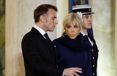 343 γυναίκες μηνύουν την Brigitte Macron