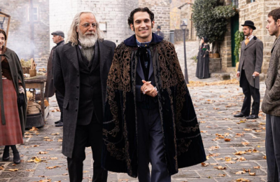 Ορέστης Χαλκιάς: «Η μουσική με κρατά ανοιχτό, η υποκριτική παρόντα»