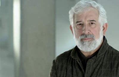 Επιστρέφει στο θέατρο ο Πέτρος Φιλιππίδης 