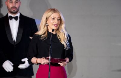 Η δύο Κύπριες influencers που πόζαραν με την Αννίτα Δημητρίου