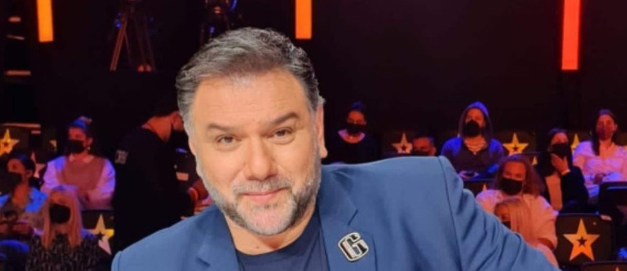 Το μήνυμα του Γρηγόρη Αρναούτογλου για τον θάνατο της μητέρας του 