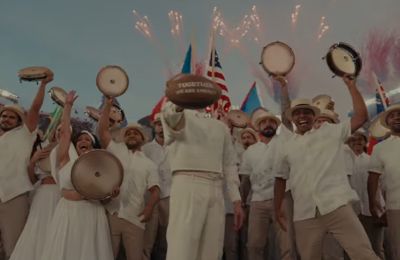 Τα κρυφά μηνύματα πίσω από το Halftime Show του Bad Bunny