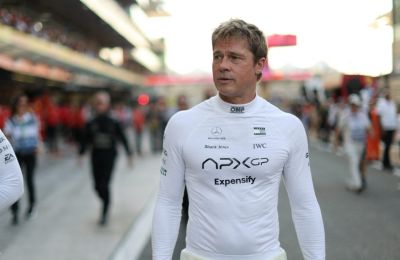 Ο Brad Pitt μετά την Ύδρα πάει στην Αθήνα