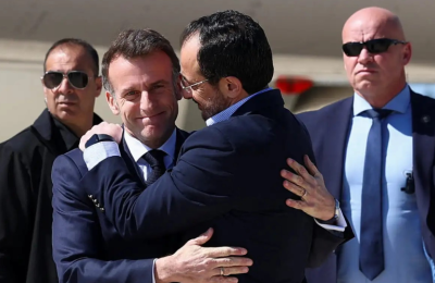 Το bromance του Χριστοδουλίδη-Macron-Μητσοτάκη