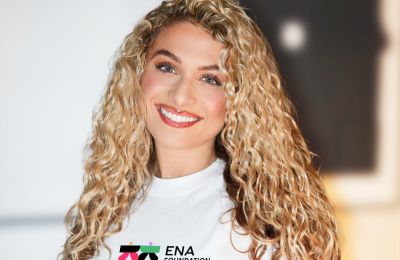 Με την Αντιγόνη Buxton ξεκινά το πρόγραμμα «Λευκός καμβάς»