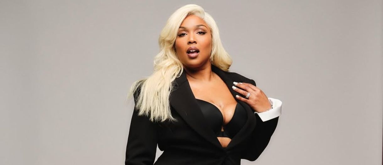 Lizzo: Αποκάλυψε πως έκανε πρώτη φορά σεξ στα 30 της