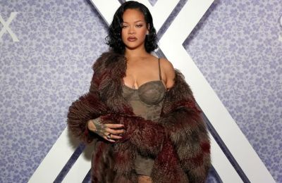 Η Rihanna αγόρασε σπίτι σε καθηγητή που της χάρισε παπούτσια κάποτε