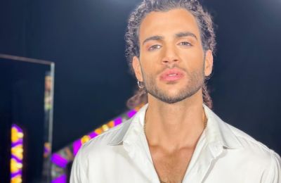 Ο Biased Beast μεταμφιέστηκε σε Άννα Βίσση και τραγούδησε το «Ριάλια»