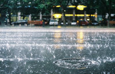 Έρχονται σύννεφα, βροχές και καταιγίδες