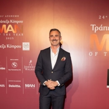 Ο Γιώργος Καπουτζίδης