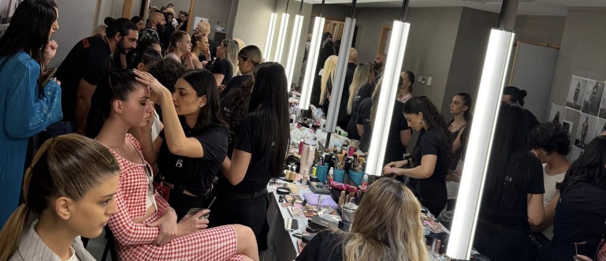Φωτογραφίες από το backstage του Εύρηκα Μασσαλίας Fashion Reborn shοw